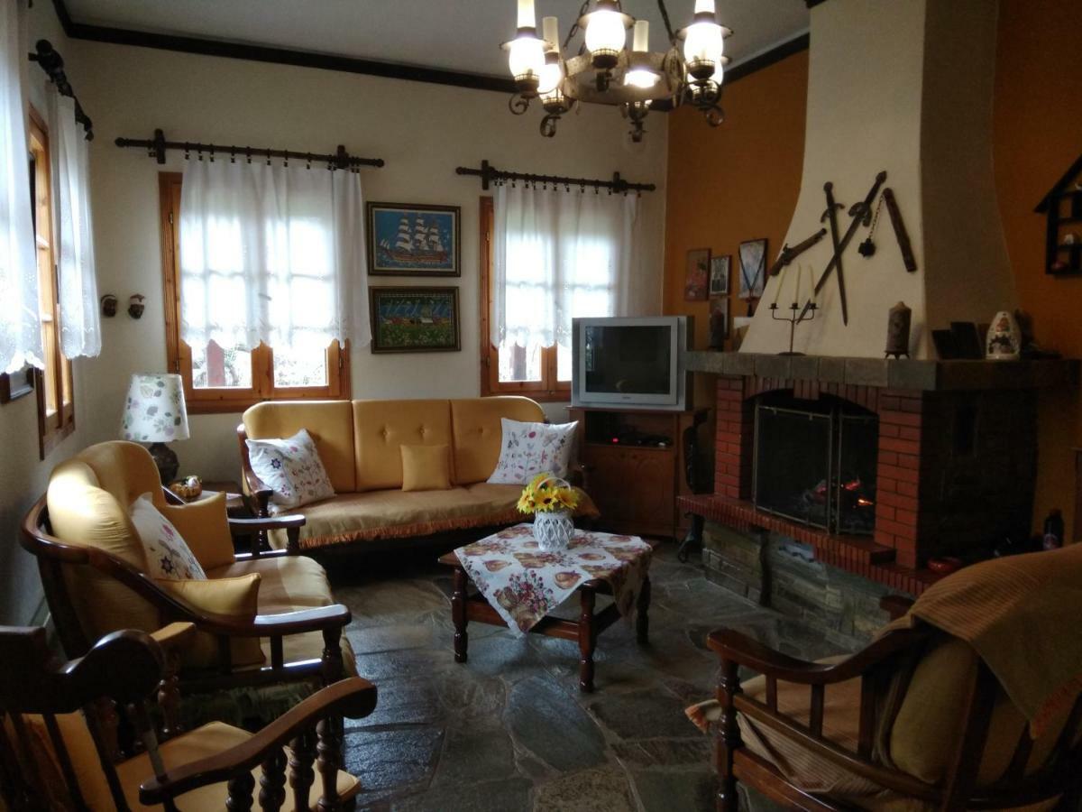 Апартаменты Smaro'S House Скала-Каллирахис Экстерьер фото